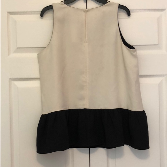 Ann Taylor Ruffle Bottom Top - Picture 5 of 5